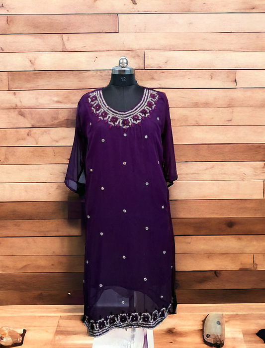 Wine  mirrror goergette kurti